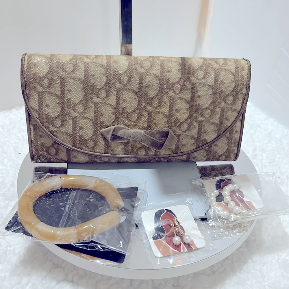 EUC Christian Dior John Galliano Vintage Beige Trotter Monogram Logo Wallet